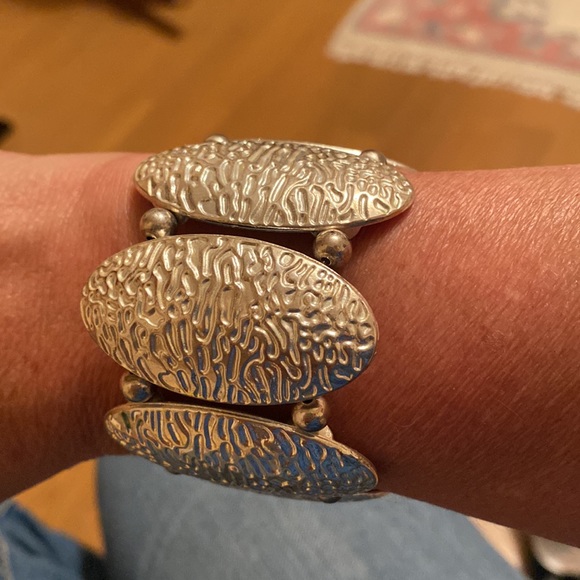 NIB silver tone bracelet for fitness tracker - Picture 4 of 5